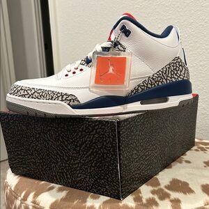 Nike White and Blue Athletic Shoes